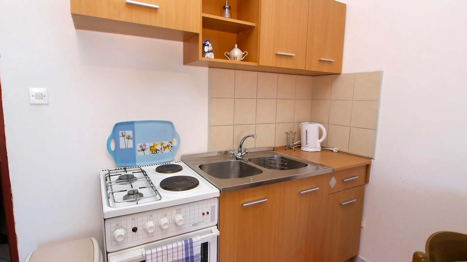 Apartments Davor 996 Pula 0*,