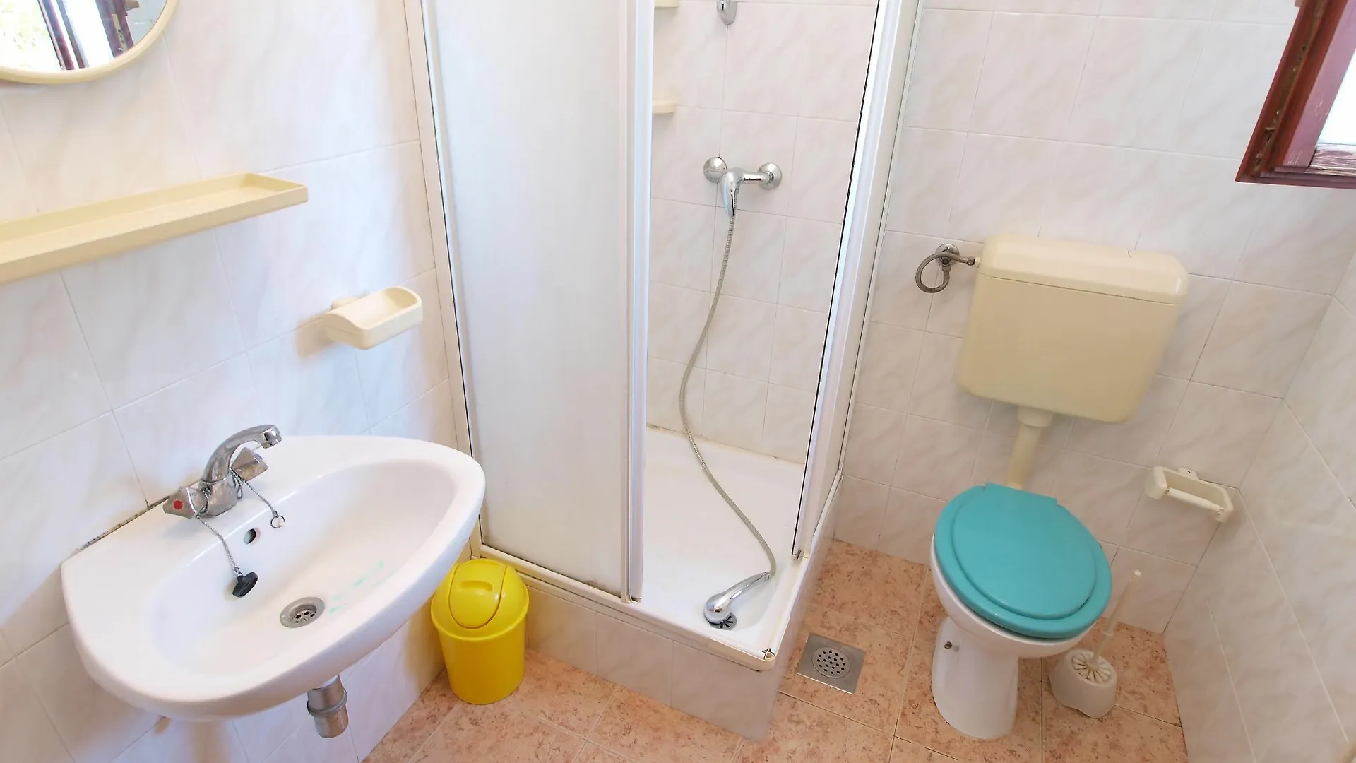 Apartments Davor 996 Pula 0*,  Croatia